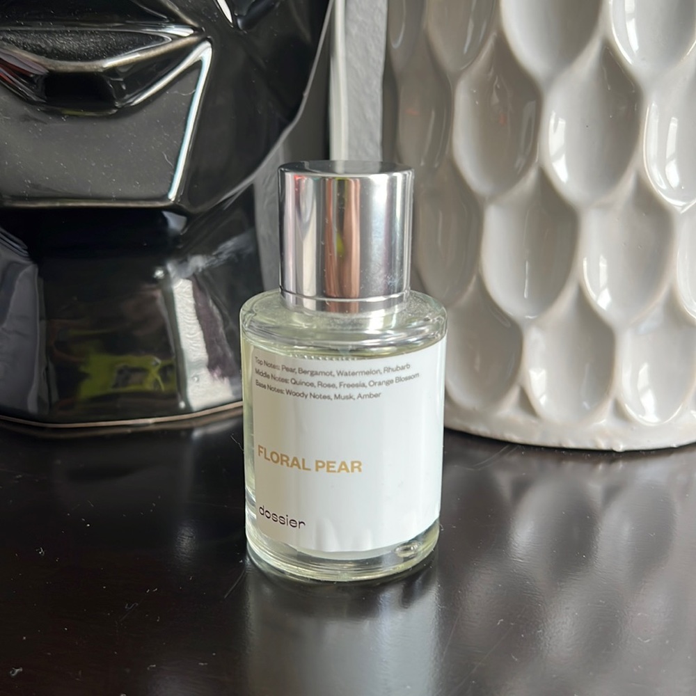 Dossier Floral Pear